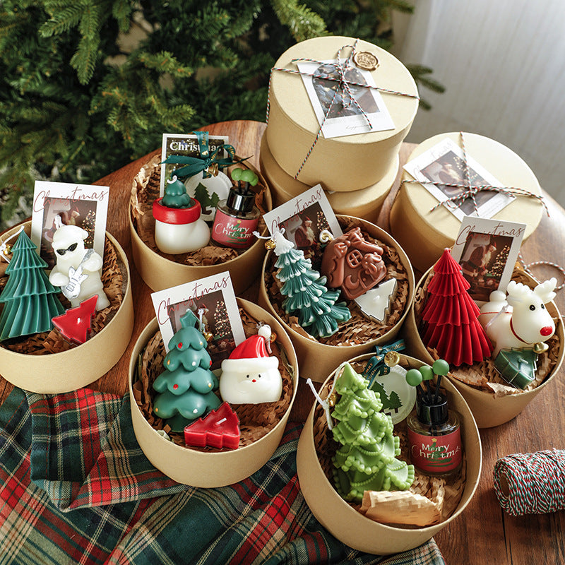 Christmas Atmosphere Handmade Gift Christmas Tree Deer Shape Candle Christmas Aromatherapy High-end Gift Box Set