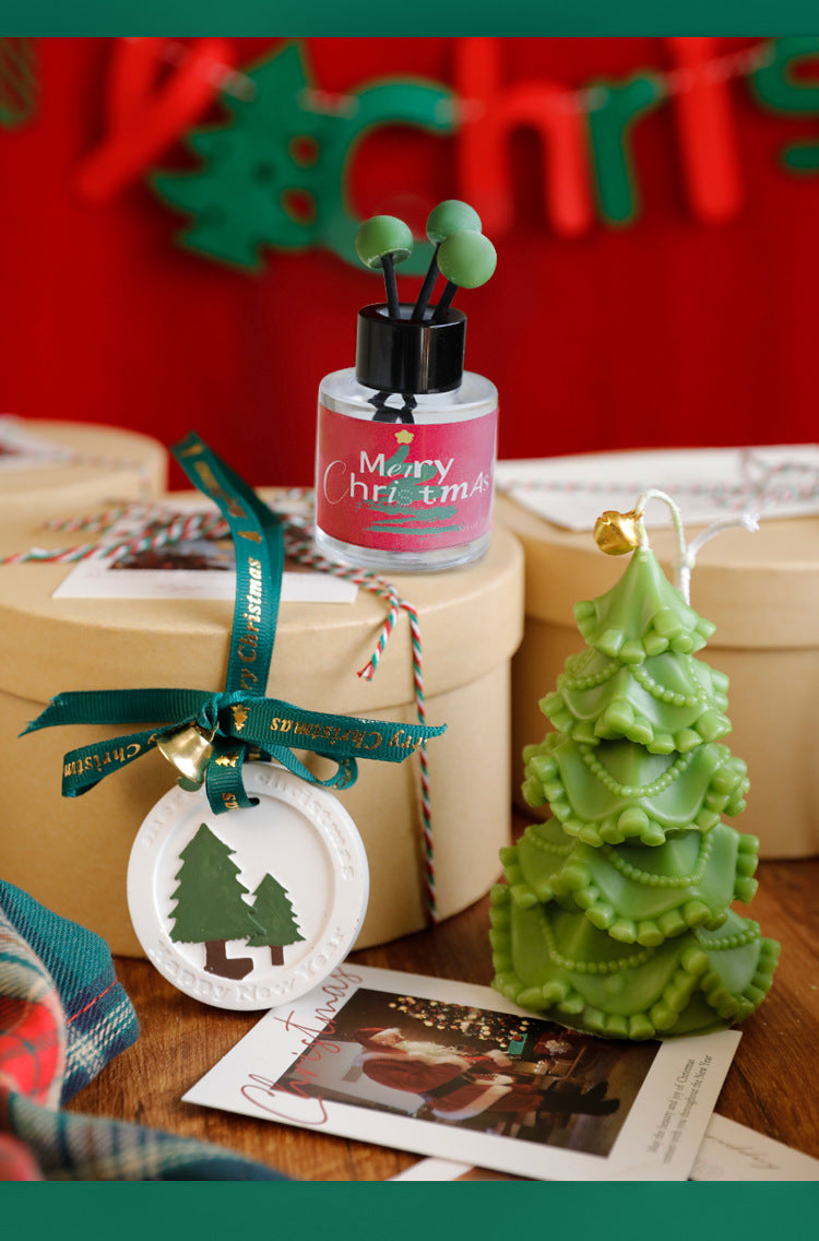 Christmas Atmosphere Handmade Gift Christmas Tree Deer Shape Candle Christmas Aromatherapy High-end Gift Box Set