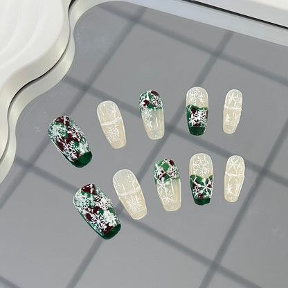 Christmas Press on Nails 2023 Winter Art Nails Hand Painted Snow Reusable Nails