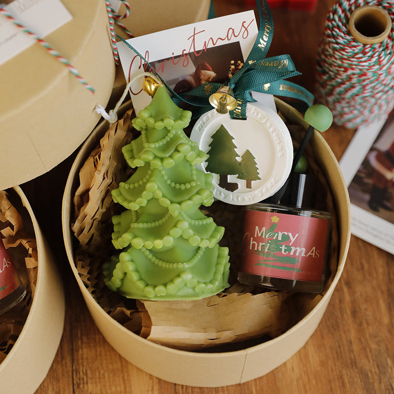 Christmas Atmosphere Handmade Gift Christmas Tree Deer Shape Candle Christmas Aromatherapy High-end Gift Box Set