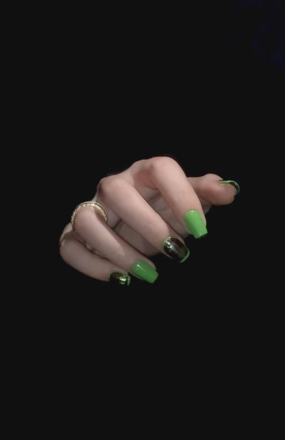 Green Short Coffin Nails Reusable Black and Green Coffin Nails Manicure Minimalism