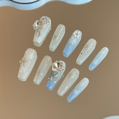 Trendy Winter Press on Nails with Diamond Medium Coffin Milky White Hand Painted Nails