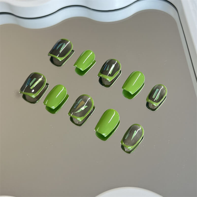 Green Short Coffin Nails Reusable Black and Green Coffin Nails Manicure Minimalism